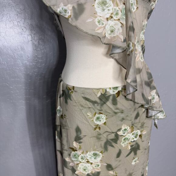 Cider V-neck Floral Ruffle Cami Top & Mid Rise Maxi Skirt Set, Green M - Picture 4 of 6